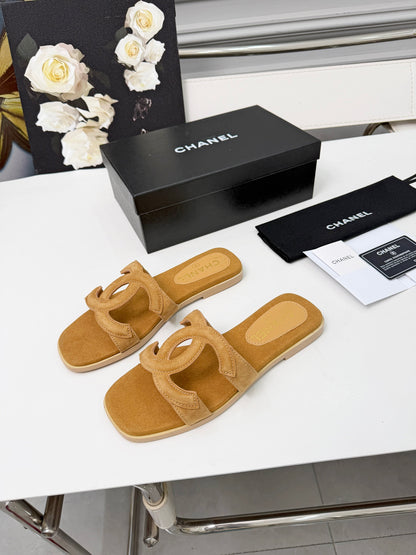 Chanel Double C Stitched Flat Sandals – 26S Collection