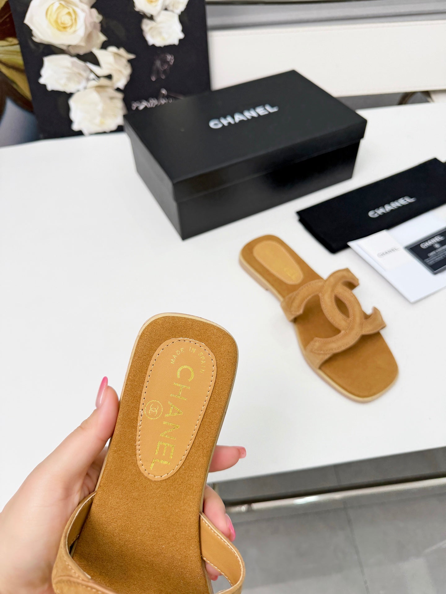 Chanel Double C Stitched Flat Sandals – 26S Collection