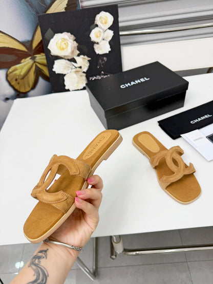 Chanel Double C Stitched Flat Sandals – 26S Collection