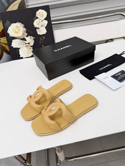 Chanel Double C Stitched Flat Sandals – 26S Collection