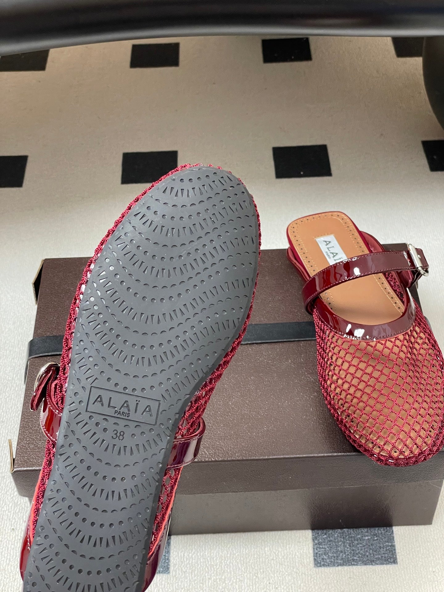 Alaïa Crystal Fishnet Ballet Mules – Spring/Summer Collection – 2026SS