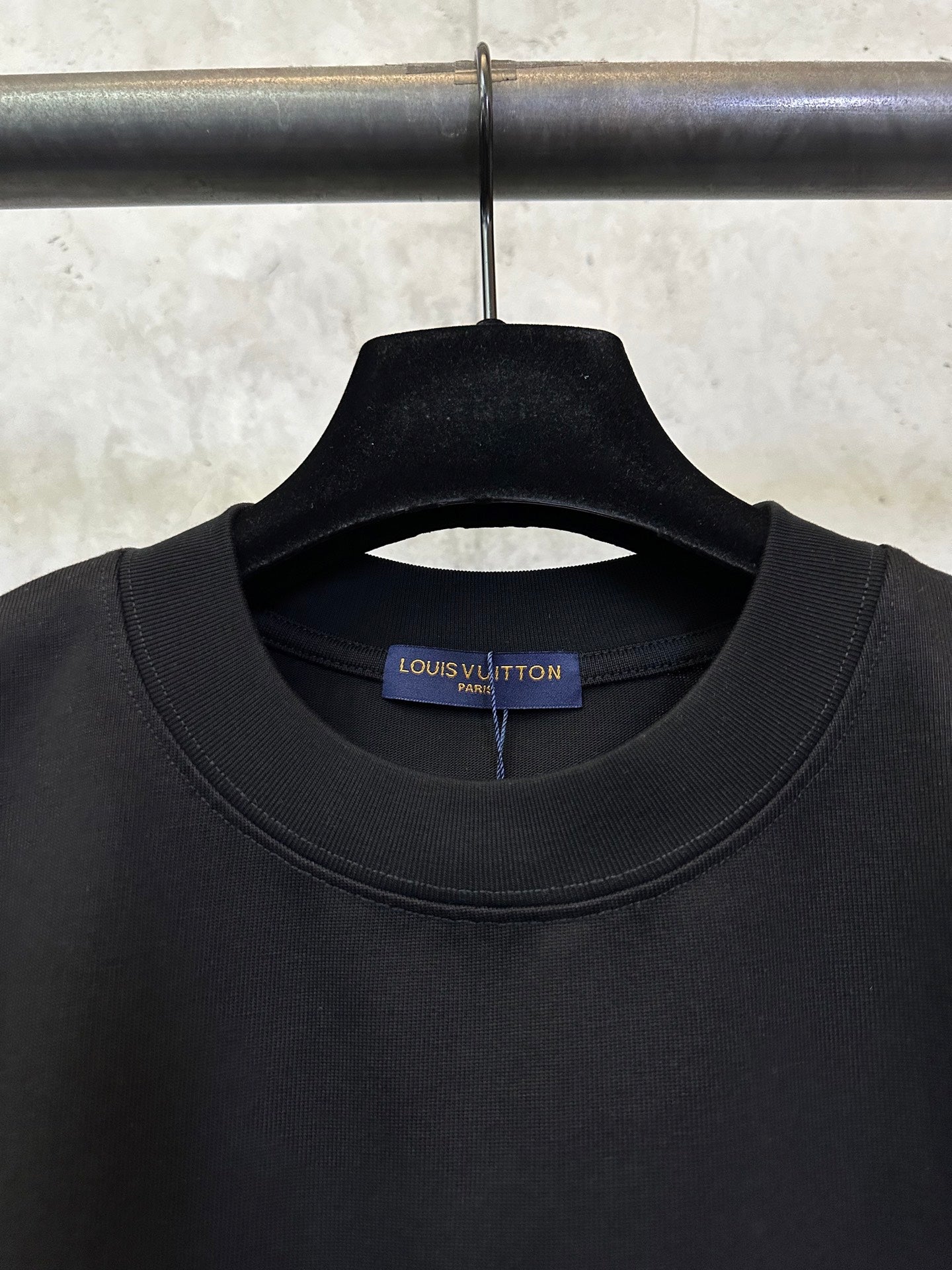 Louis Vuitton Pearl Logo Crewneck T-Shirt – 25SS