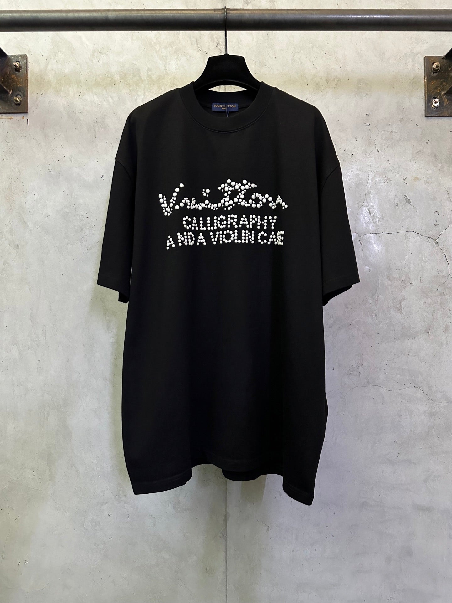 Louis Vuitton Pearl Logo Crewneck T-Shirt – 25SS