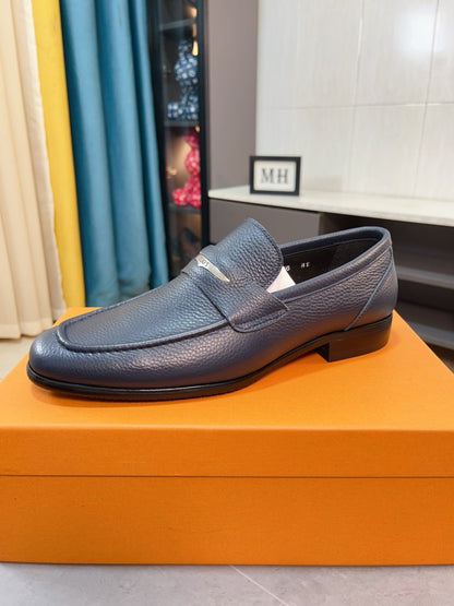 Tod's Embossed Leather Casual Loafers