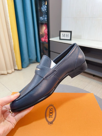 Tod's Embossed Leather Casual Loafers