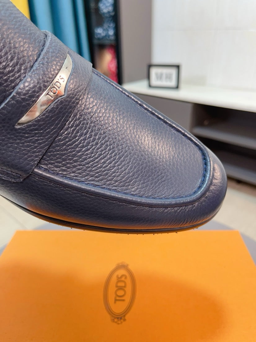 Tod's Embossed Leather Casual Loafers
