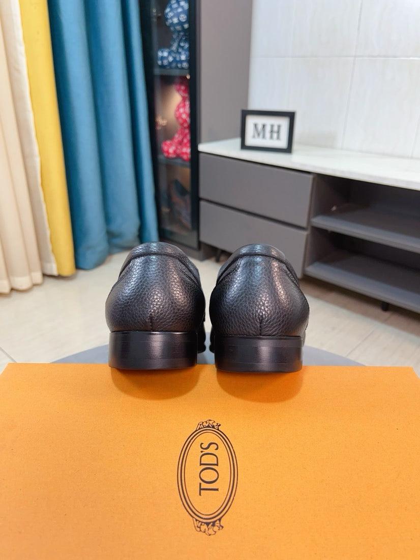 Tod's Embossed Leather Casual Loafers