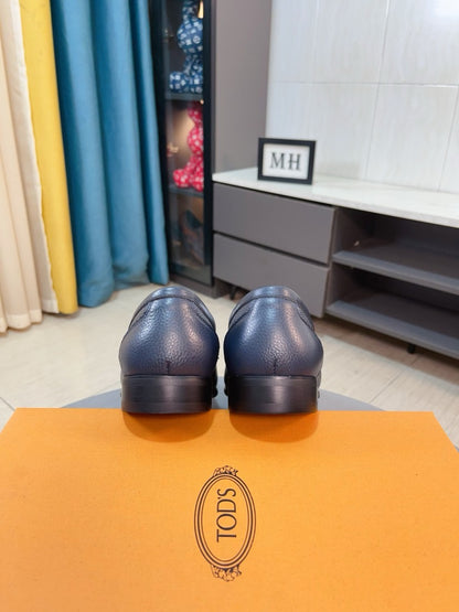 Tod's Embossed Leather Casual Loafers