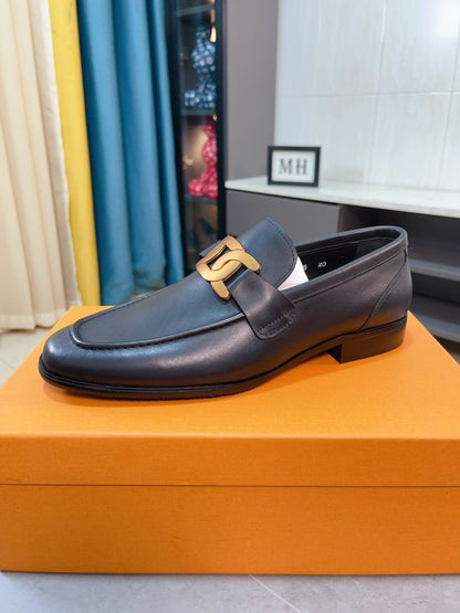 Tod's Embossed Leather Casual Loafers