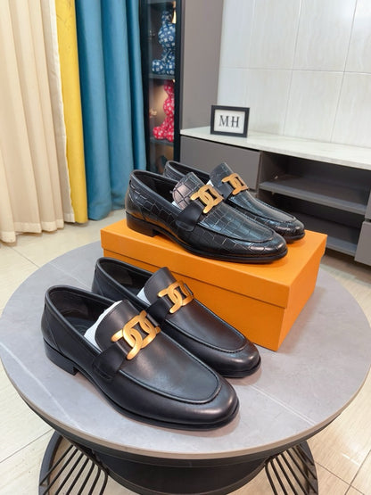 Tod's Embossed Leather Casual Loafers