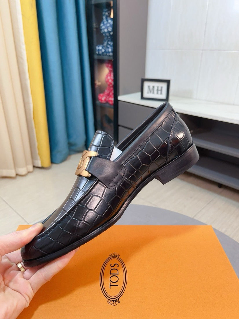 Tod's Embossed Leather Casual Loafers