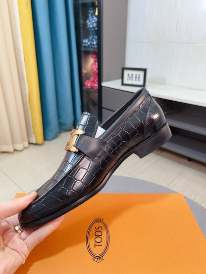 Tod's Embossed Leather Casual Loafers