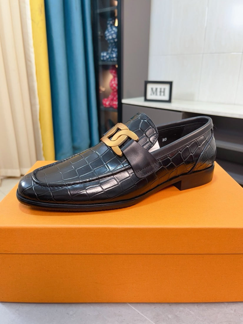 Tod's Embossed Leather Casual Loafers