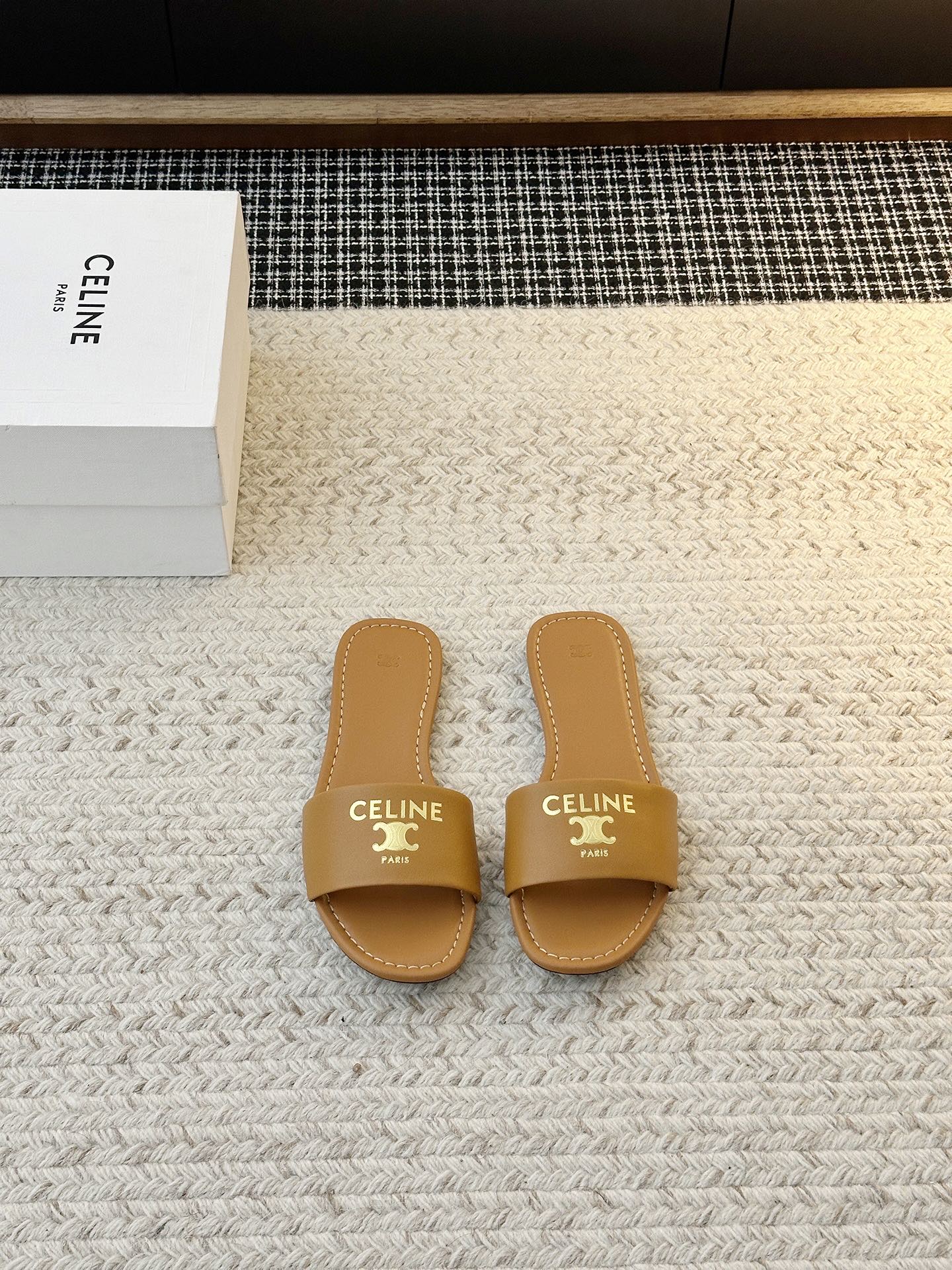 Celine Minimalist Triomphe Flat Sandals – Summer Collection
