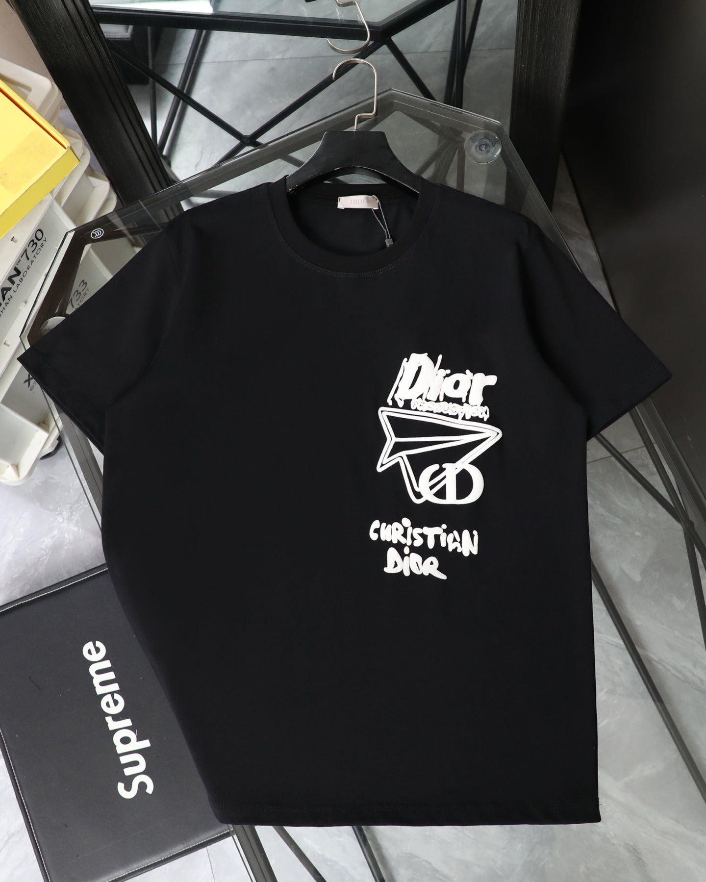 Dior Paper Plane Graffiti T-Shirt – 2026 Early Spring Collection
