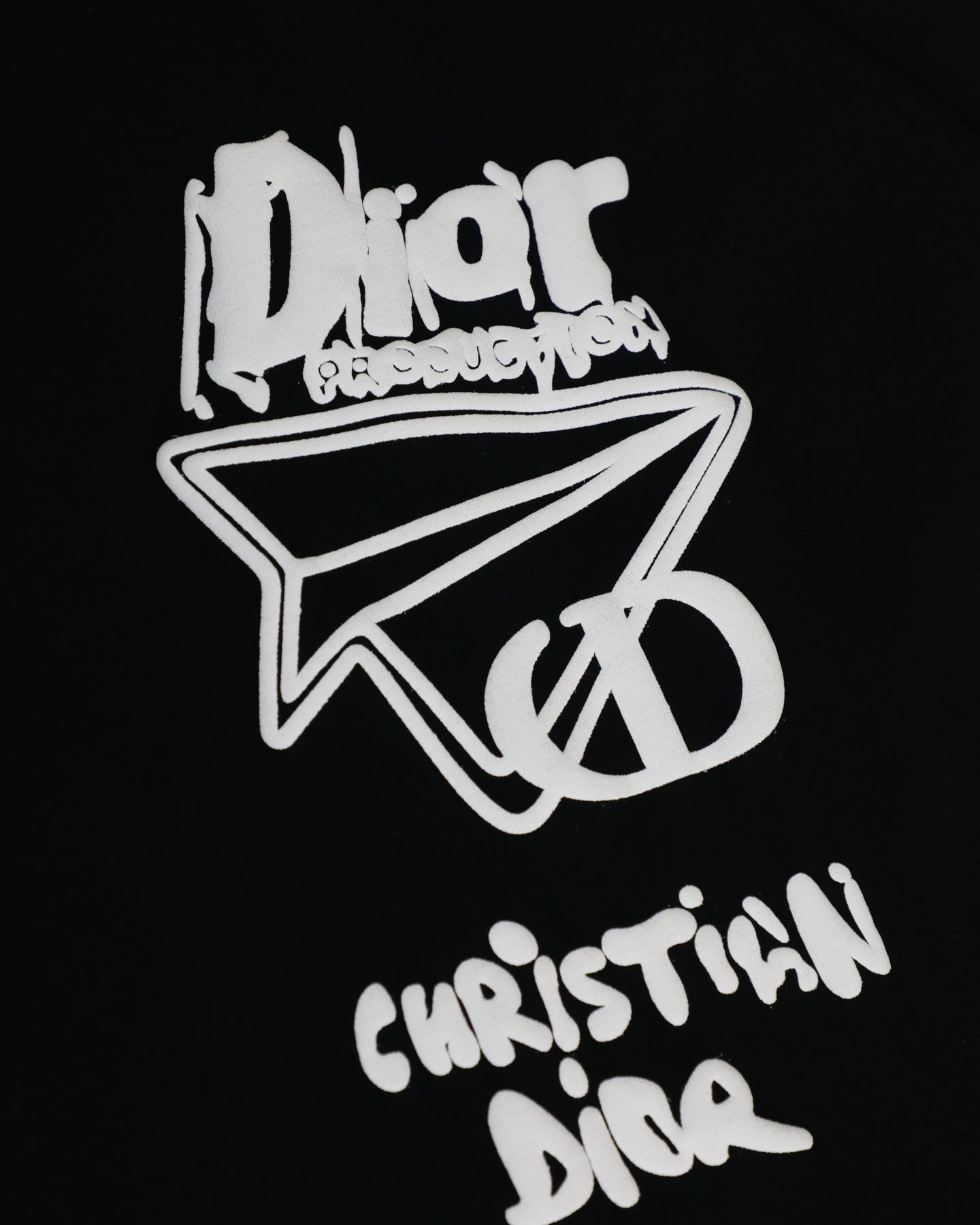 Dior Paper Plane Graffiti T-Shirt – 2026 Early Spring Collection