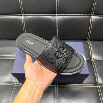 Dior Men's Pebbled Leather and Suede Slides – Spring/Summer Collection 2025