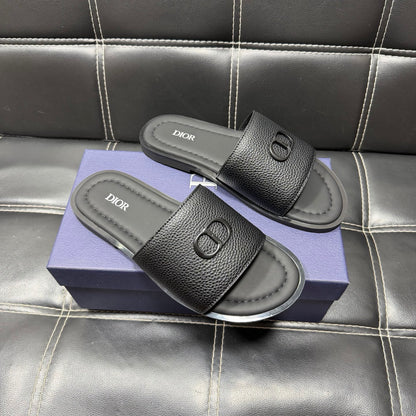 Dior Men's Pebbled Leather and Suede Slides – Spring/Summer Collection 2025