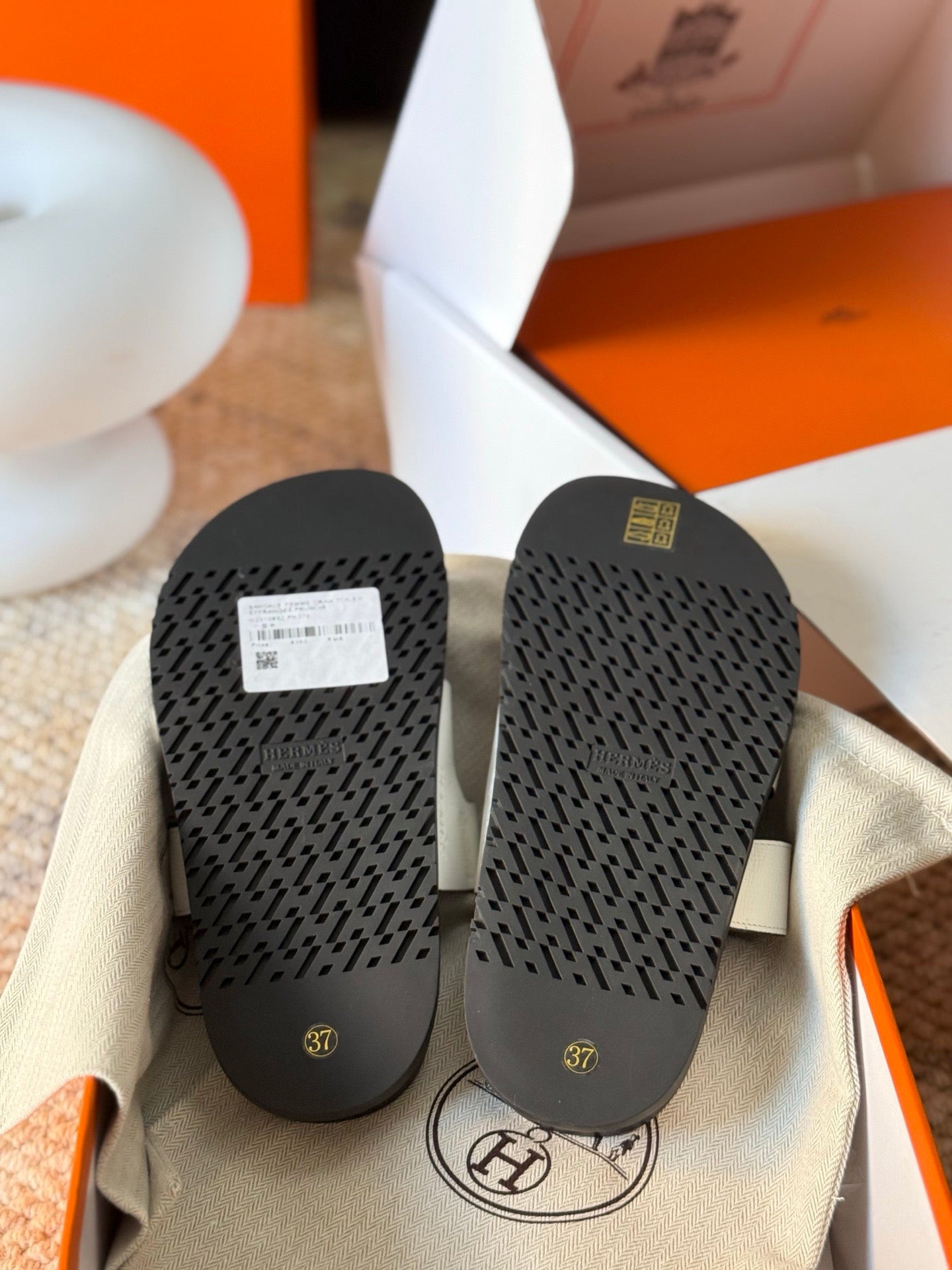 Hermès Chypre Leather Sandals