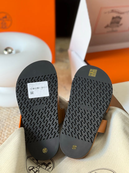 Hermès Chypre Leather Sandals