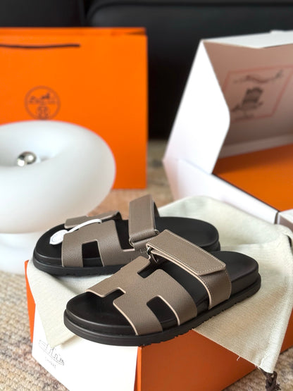 Hermès Chypre Leather Sandals