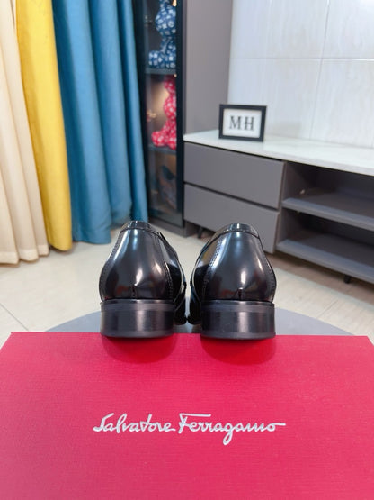 Ferragamo Leather Business Slip-On Loafers