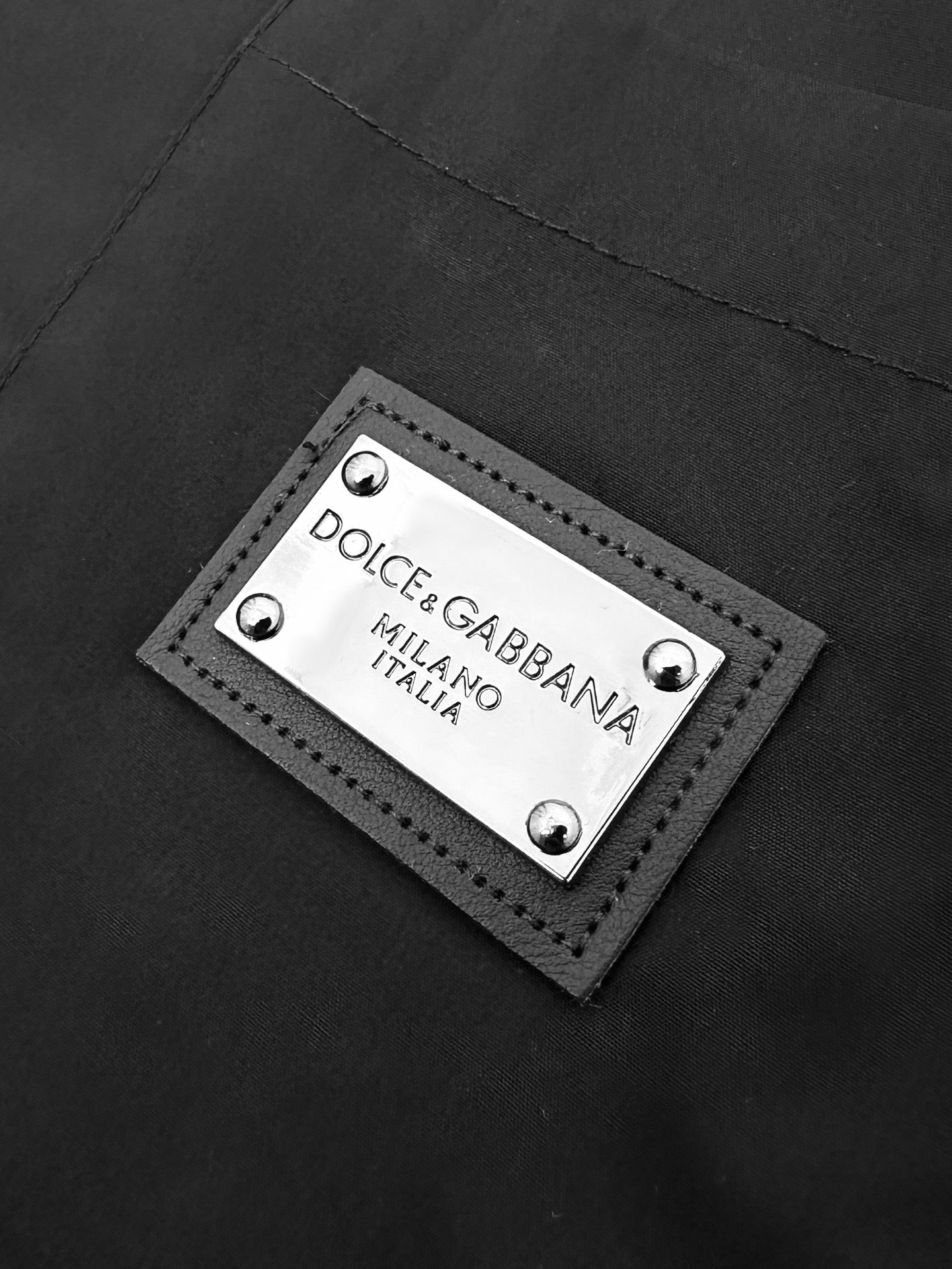 Dolce & Gabbana Plaque Short-Sleeve Shirt – Spring/Summer Collection