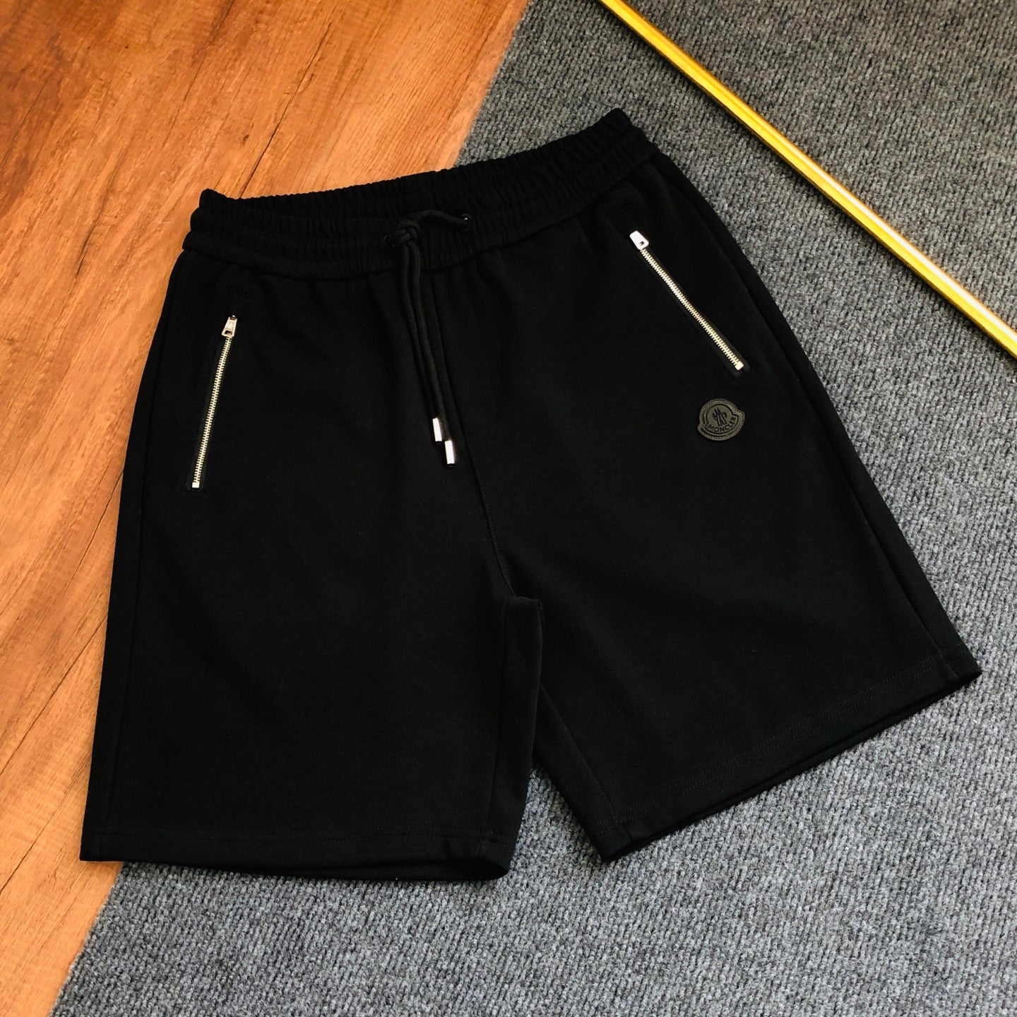 Moncler Embroidered Logo Casual Shorts – 2026SS