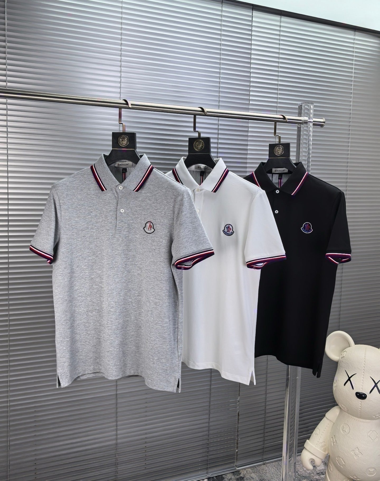Moncler Embroidered Logo Pique Cotton Polo Shirt – Spring/Summer Collection – 2026SS