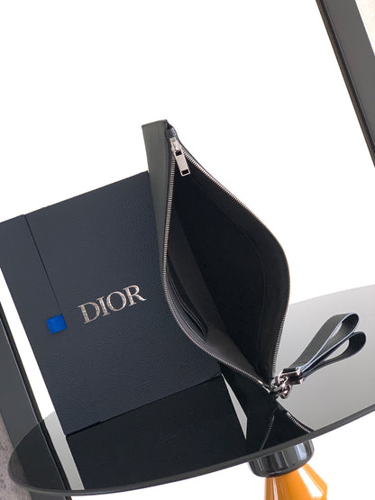 Dior Gravity A4 Pouch – Grained Leather