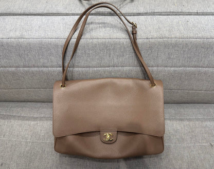 Chanel Maxi Flap – 26S