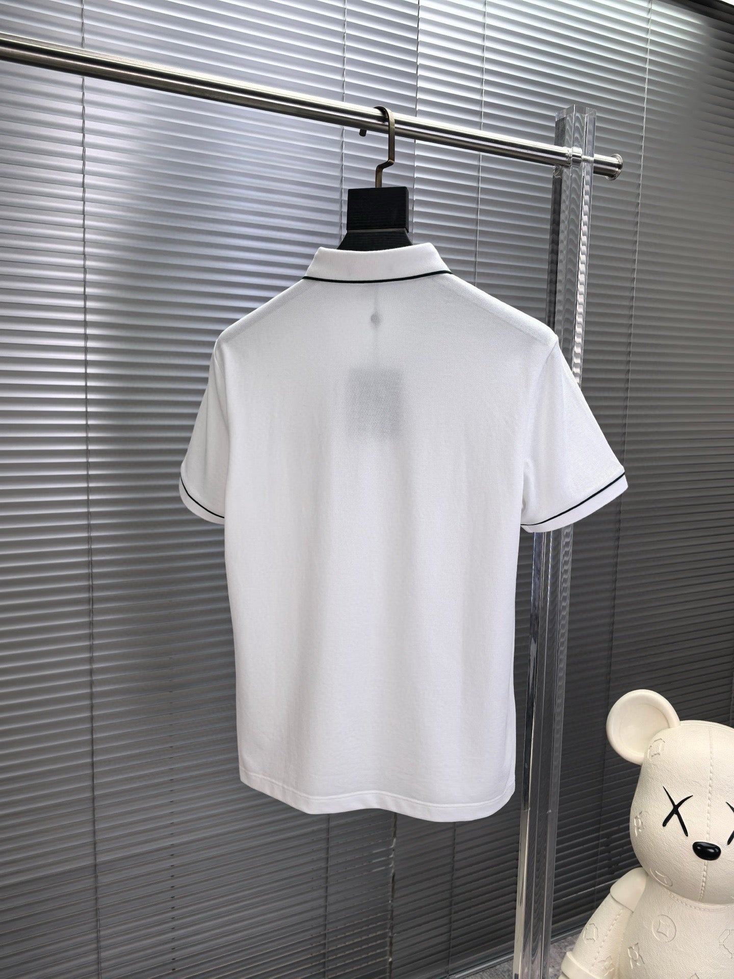 Louis Vuitton Embroidered Logo Pique Cotton Polo Shirt – Spring/Summer Collection – 2026