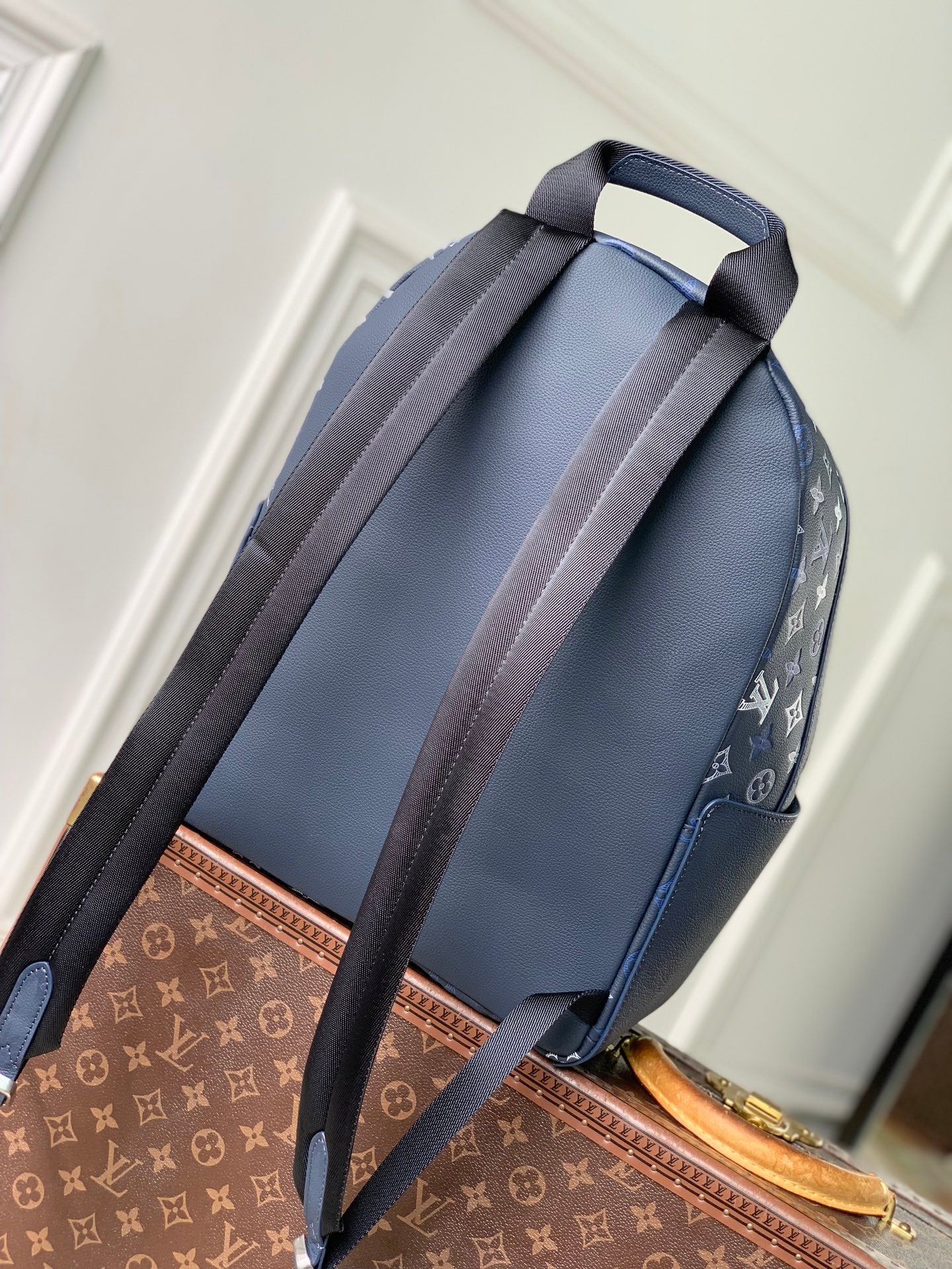 Louis Vuitton Discovery PM Backpack – Monogram Shadow