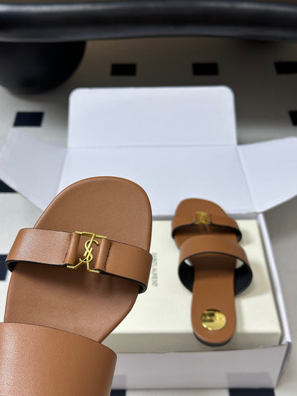 Saint Laurent Classic Letter Buckle Flat Sandals – 26S Collection