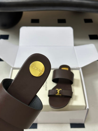 Saint Laurent Classic Letter Buckle Flat Sandals – 26S Collection