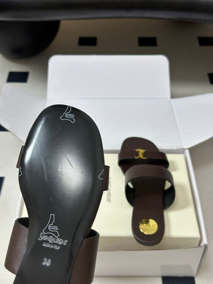 Saint Laurent Classic Letter Buckle Flat Sandals – 26S Collection