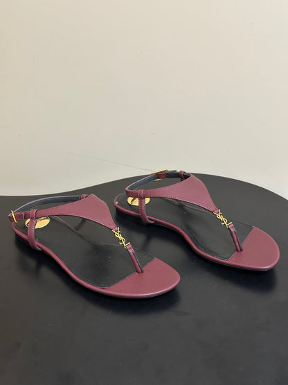 Saint Laurent Classic YSL Logo Flat Sandals – Spring/Summer Collection – 26S