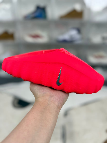 Nike Mind 001 Tech Closed-Toe Slippers