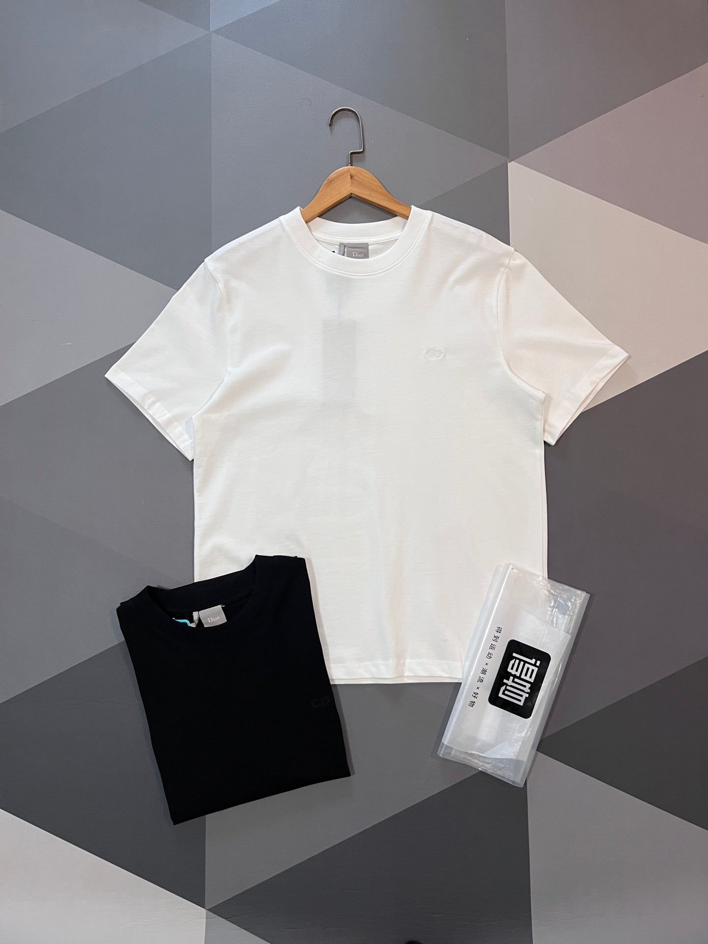 Dior Embroidered CD Logo T-Shirt – 26SS
