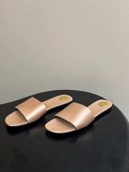 Saint Laurent Satin Square-Toe Mules – 26S Collection
