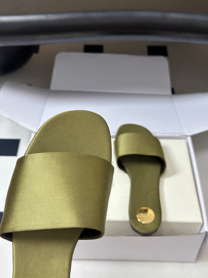 Saint Laurent Satin Square-Toe Mules – 26S Collection