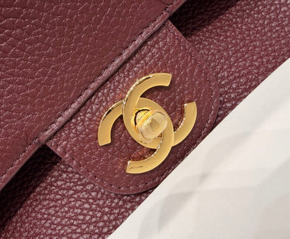 Chanel Maxi Flap – 26S