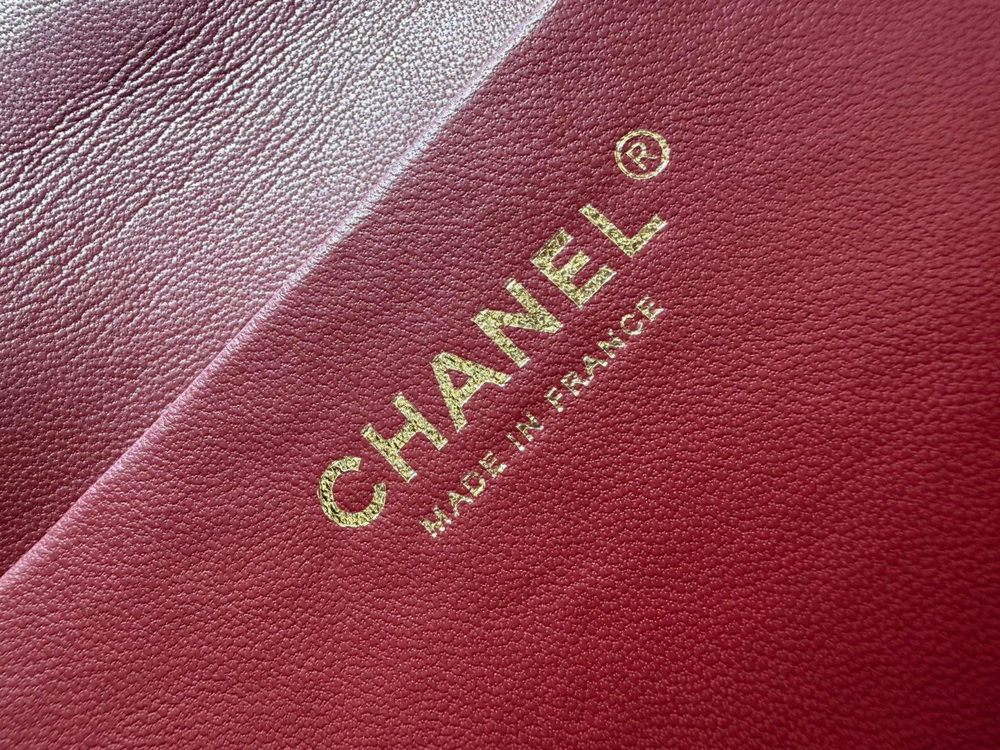 Chanel Maxi Flap – 26S