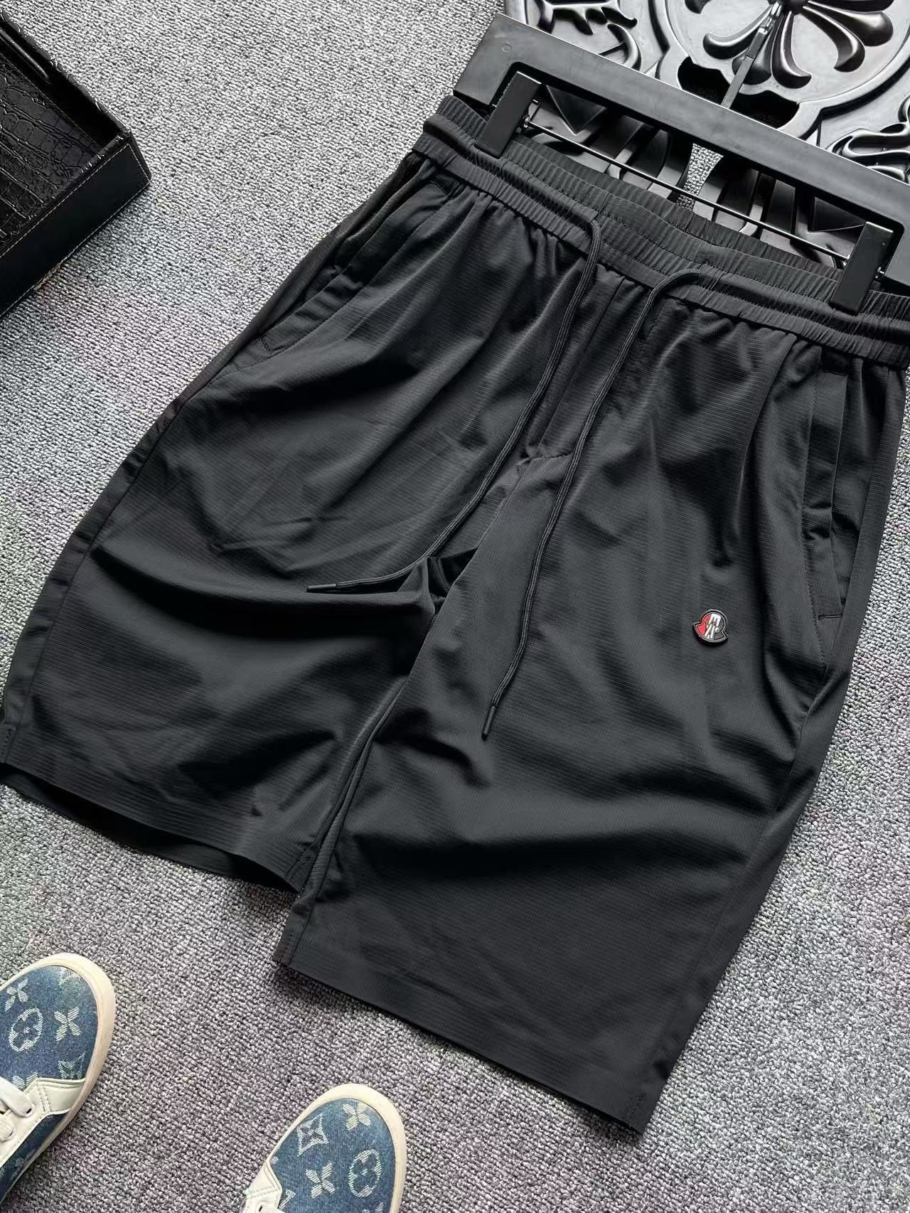 Moncler Luxury Seamless Nylon-Spandex Shorts