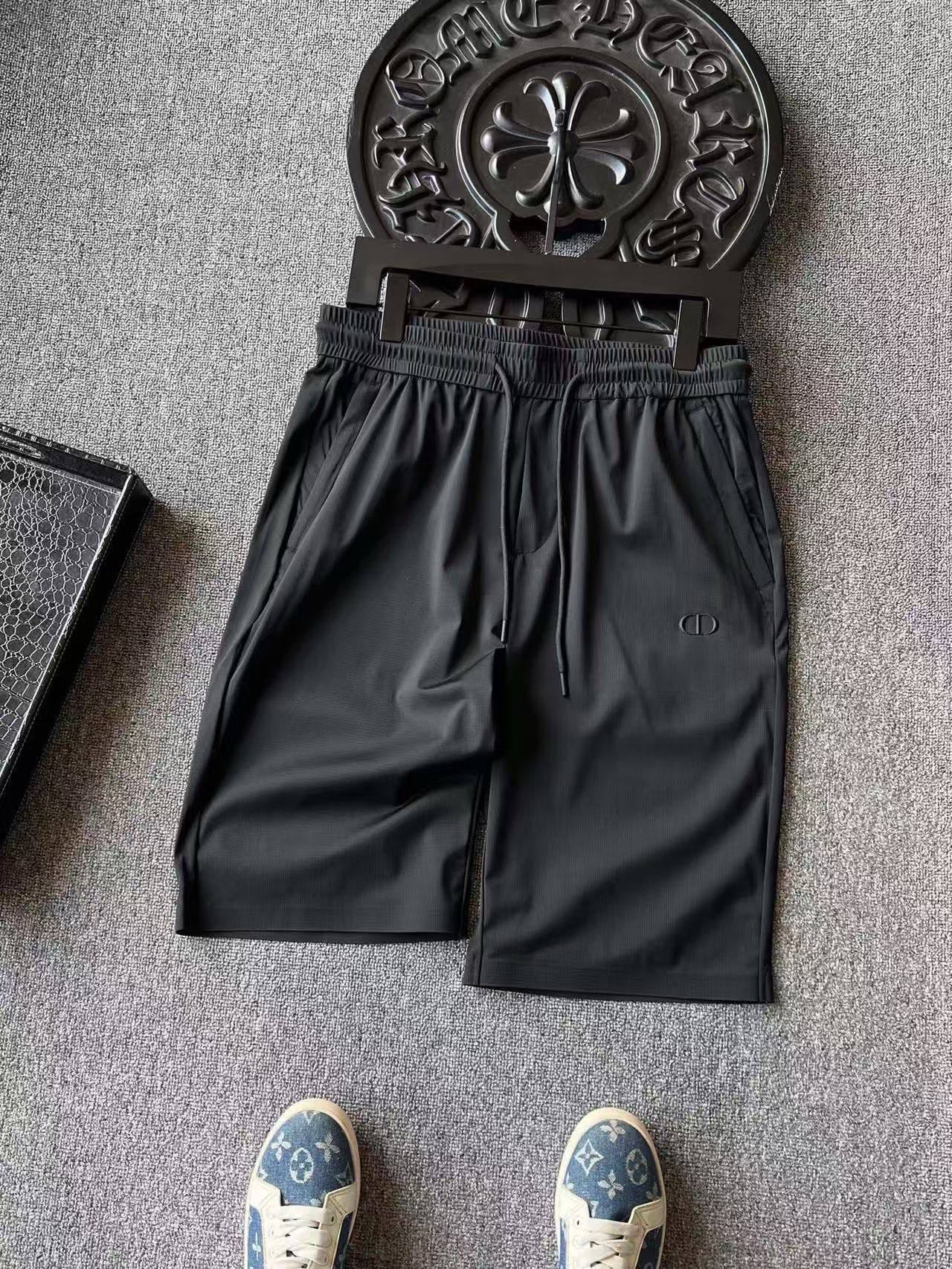 Dior CD Logo Seamless Tech Shorts – 2025