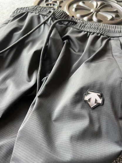Descente Seamless Nylon-Spandex Tech Shorts