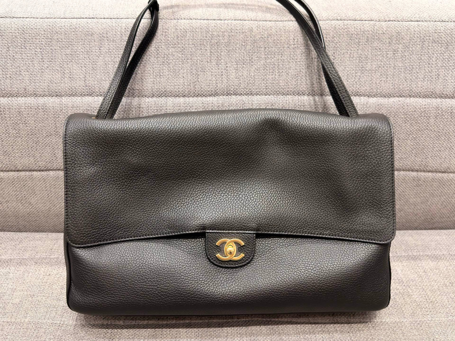 Chanel Maxi Flap – 26S