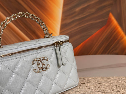 Chanel 96190 Caviar Leather Vanity Case – 26P Collection