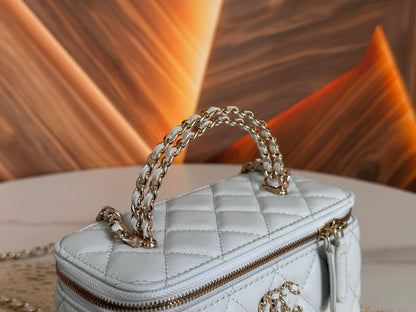 Chanel 96190 Caviar Leather Vanity Case – 26P Collection