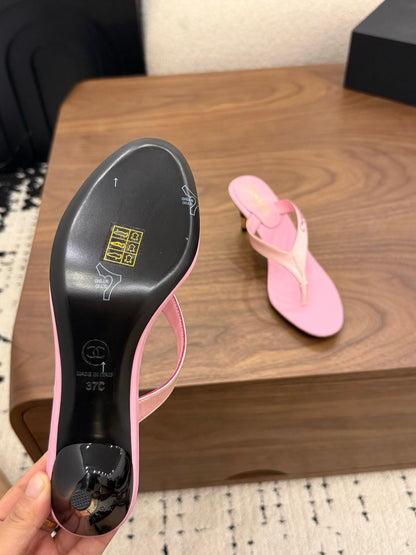 Chanel Satin Heeled Thong Sandals – 2026SS